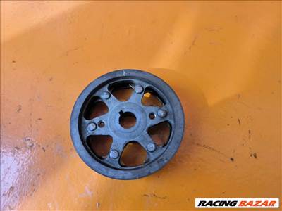 Toyota RAV4 (XA20) Adagoló Bordáskerék/ Lánckerék