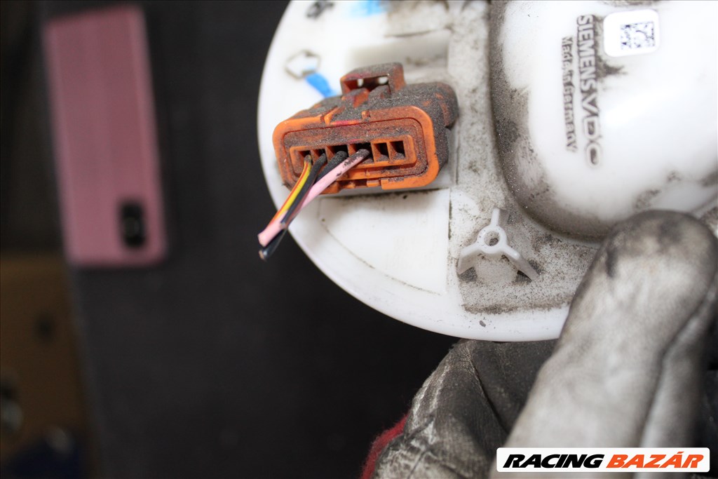 Suzuki Swift 2006 1.3B AC pumpa 1510062j01 1. kép