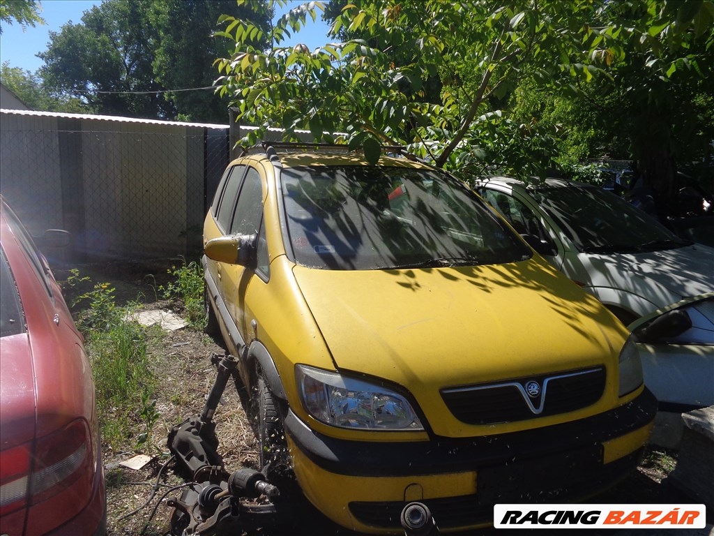 Opel Zafira A bontott alkatrészei 1. kép