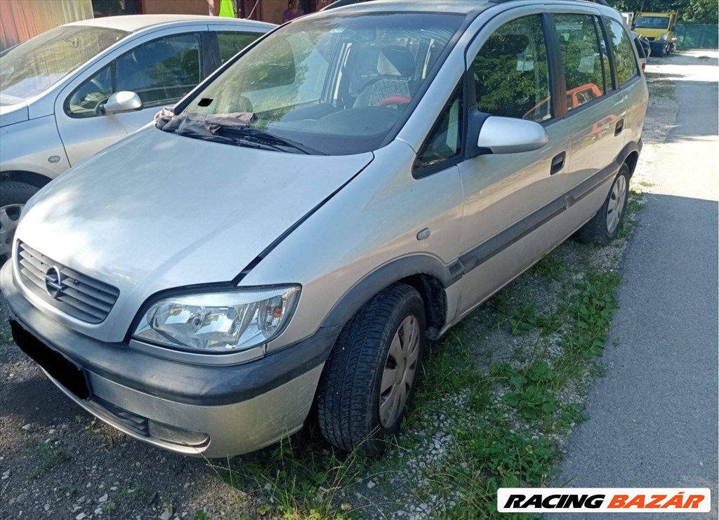 Opel Zafira A bontott alkatrészei 2. kép