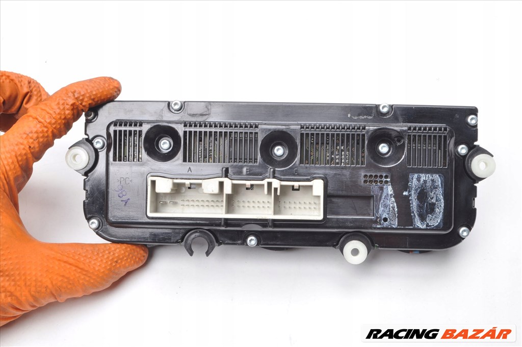 Volkswagen Touran I fűtés klíma panel kapcsoló 4. kép