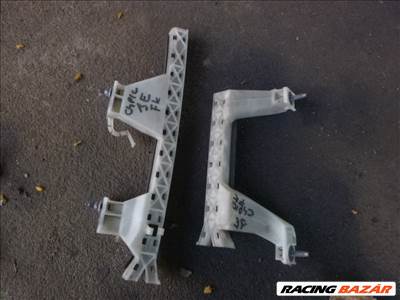 Citroën C4 Picasso I 2006 JOBB ELSŐ ajtóüveg sín , ablakemelő sín 