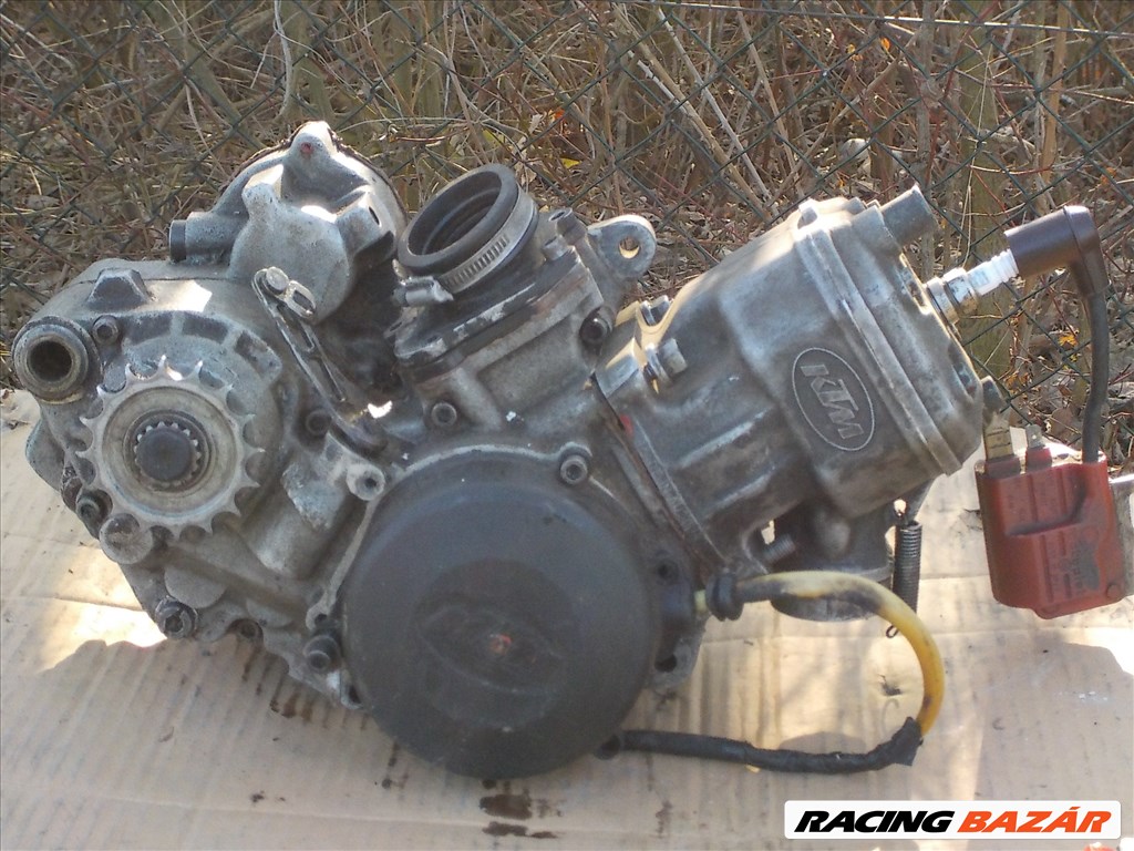 KTM 50130006200 TIPUSÚ HIBÁS MOTORBLOKK,CSAK EGYBEN ELADÓ 3. kép