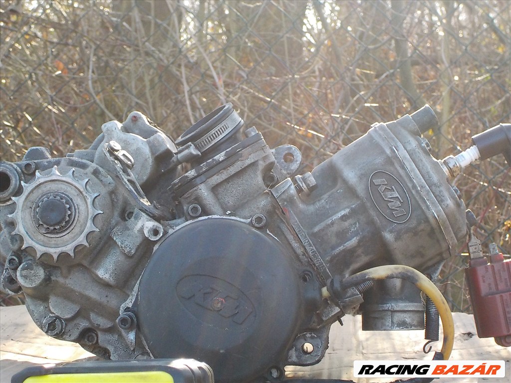KTM 50130006200 TIPUSÚ HIBÁS MOTORBLOKK,CSAK EGYBEN ELADÓ 4. kép