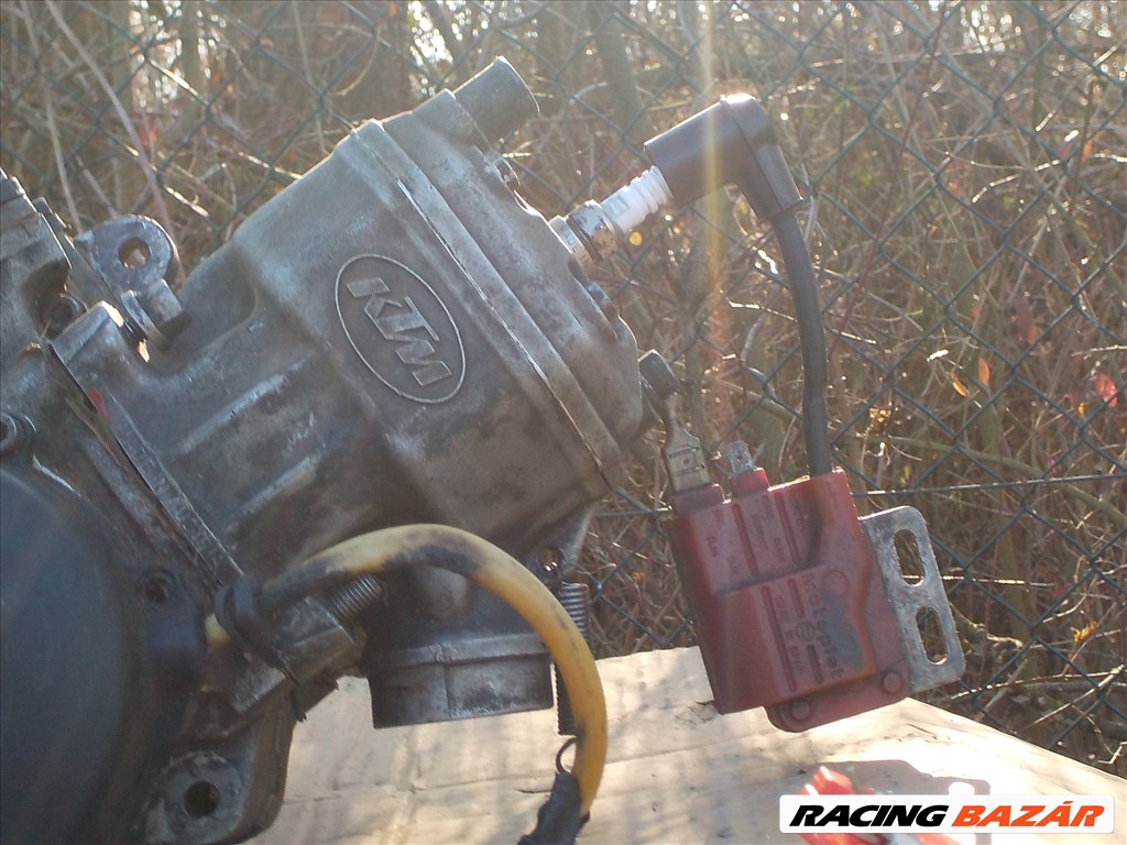 KTM 50130006200 TIPUSÚ HIBÁS MOTORBLOKK,CSAK EGYBEN ELADÓ 8. kép