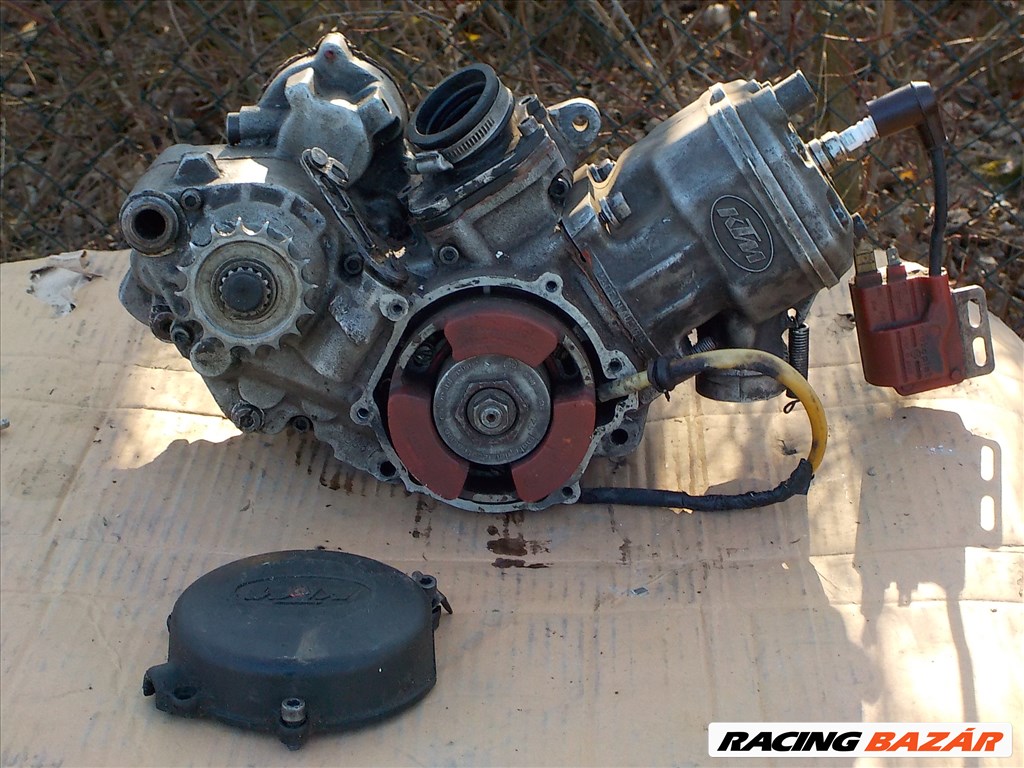 KTM 50130006200 TIPUSÚ HIBÁS MOTORBLOKK,CSAK EGYBEN ELADÓ 10. kép
