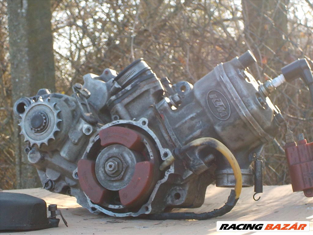 KTM 50130006200 TIPUSÚ HIBÁS MOTORBLOKK,CSAK EGYBEN ELADÓ 14. kép