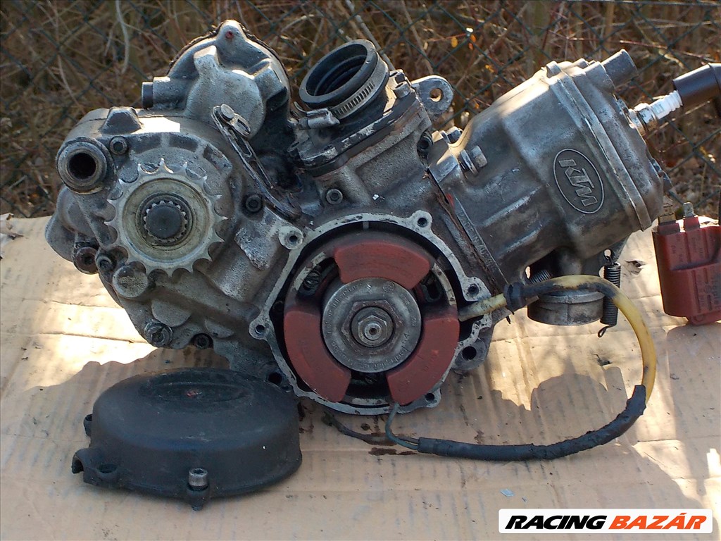 KTM 50130006200 TIPUSÚ HIBÁS MOTORBLOKK,CSAK EGYBEN ELADÓ 17. kép