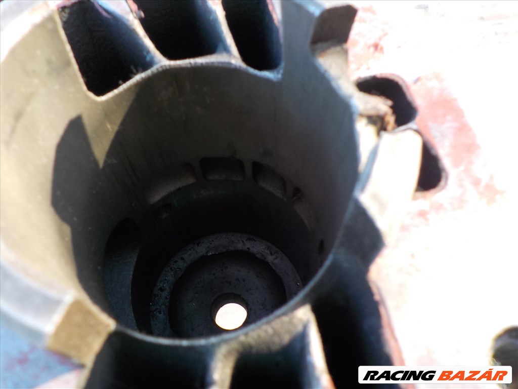 KTM 50130006200 TIPUSÚ HIBÁS MOTORBLOKK,CSAK EGYBEN ELADÓ 54. kép