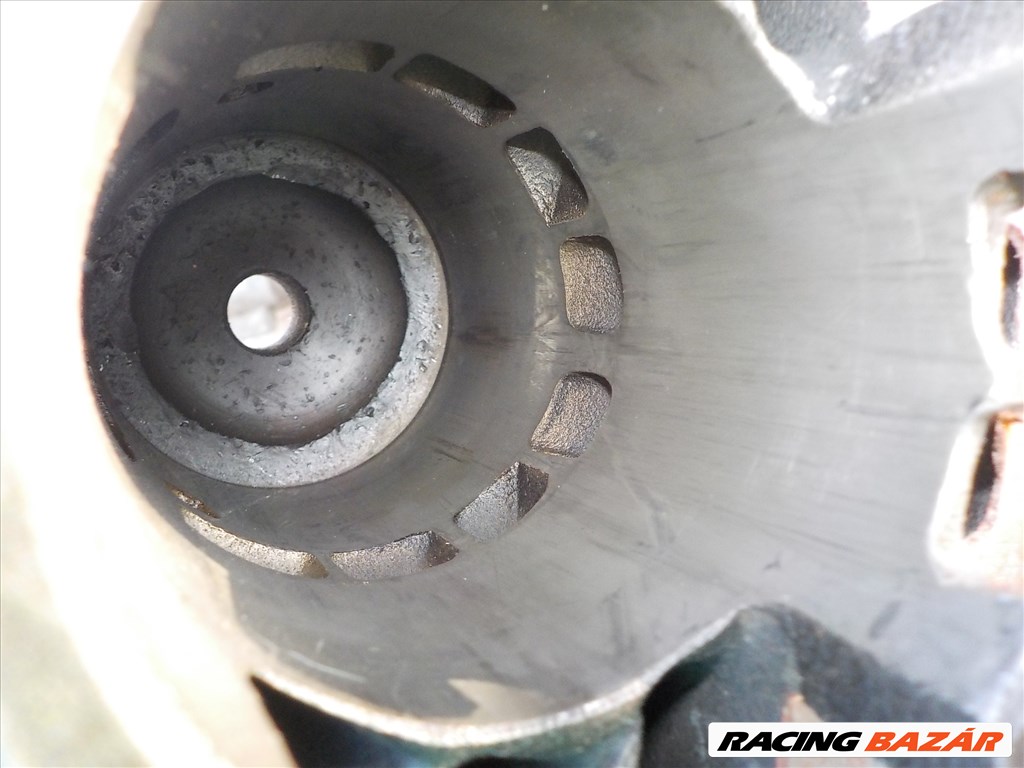 KTM 50130006200 TIPUSÚ HIBÁS MOTORBLOKK,CSAK EGYBEN ELADÓ 61. kép