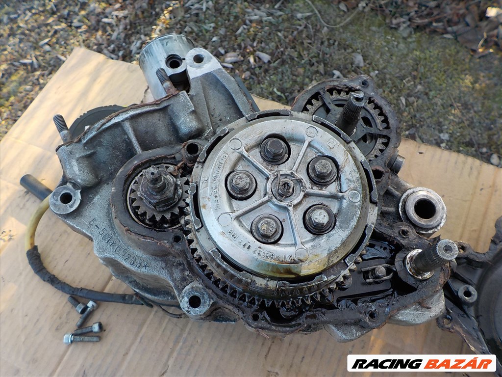 KTM 50130006200 TIPUSÚ HIBÁS MOTORBLOKK,CSAK EGYBEN ELADÓ 83. kép