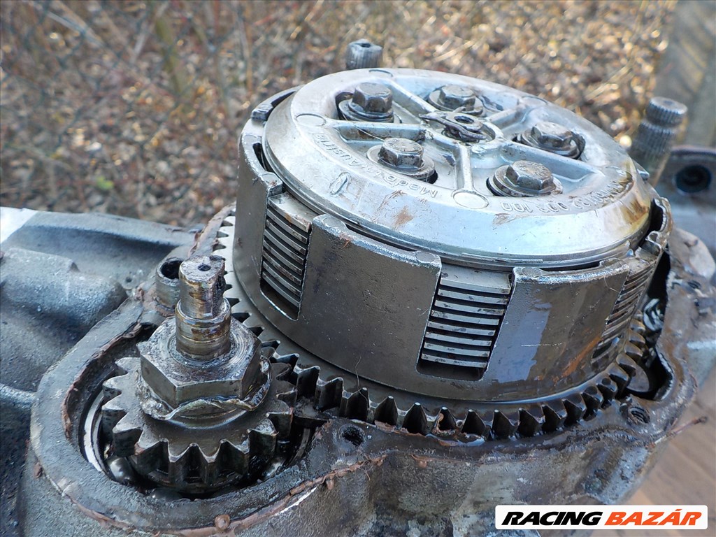 KTM 50130006200 TIPUSÚ HIBÁS MOTORBLOKK,CSAK EGYBEN ELADÓ 88. kép