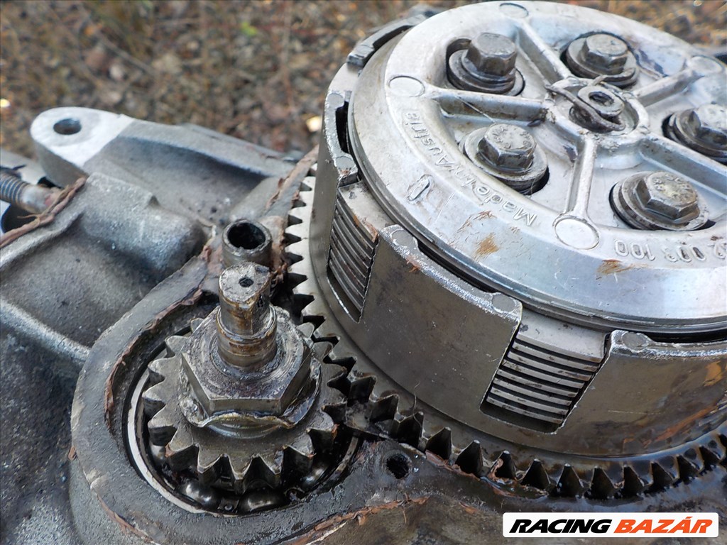 KTM 50130006200 TIPUSÚ HIBÁS MOTORBLOKK,CSAK EGYBEN ELADÓ 94. kép