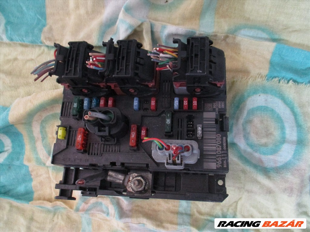 Peugeot 207, Citroën C4 Picasso I, Peugeot 307 külső biztosítéktábla BSM  9661087080 9661708280 2. kép
