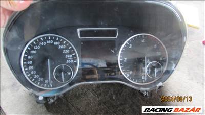 Mercedes (W246) (2012 - ) óracsoport A2469002007