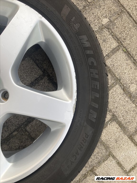VOLVO KÖNNYŰFÉM FELNI NYÁRI GUMIVAL SZERELVE 8. kép