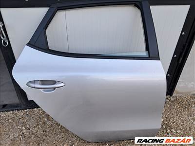 Kia Cee'd (JD) Jobb hátsó ajtó 