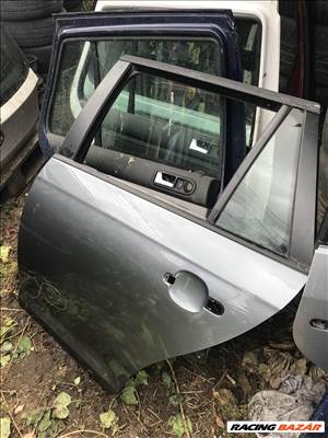 Volkswagen Golf V VARIANT / bal hátsó ajtó (horpadt)