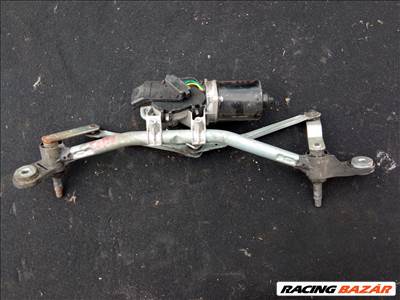 Renault Clio III Első ablaktörlő szerkezet motorral 