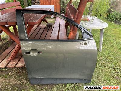 Toyota Yaris Cross Jobb Első ajtó 