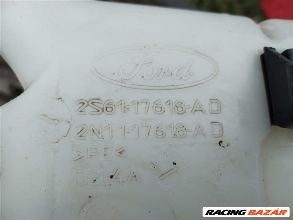 Ford Fiesta Mk5 ablakmosó tartály szivattyúval 2s61-17618ad 2n1117618ad 3. kép