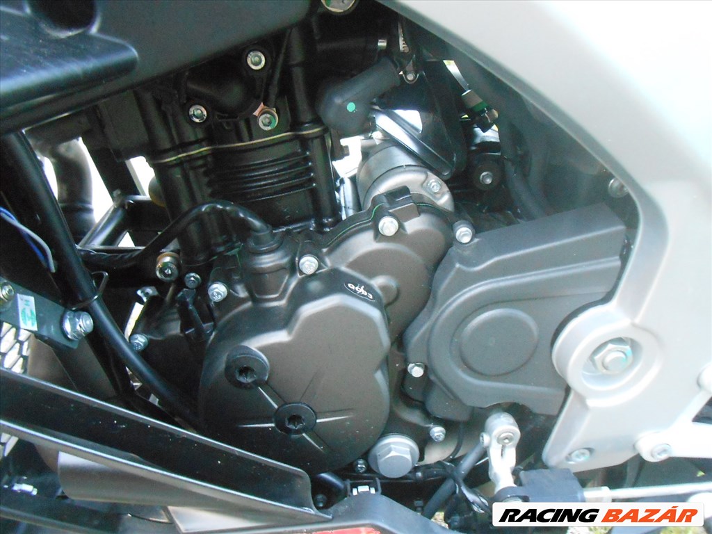 APRILIA RS 125 4T,ABS,2023-ASRÓL:3150 KM-T HASZNÁLT,MÉG BEINDÍTHATÓ MOTORBLOKK 1. kép