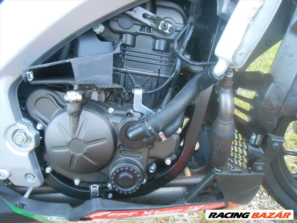 APRILIA RS 125 4T,ABS,2023-ASRÓL:3150 KM-T HASZNÁLT,MÉG BEINDÍTHATÓ MOTORBLOKK 14. kép