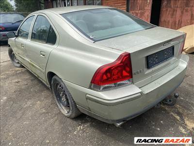 Volvo S60 2.4D bontott alkatrészei