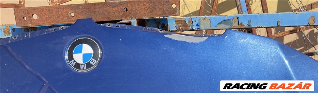 BMW E90 motorháztető  4. kép