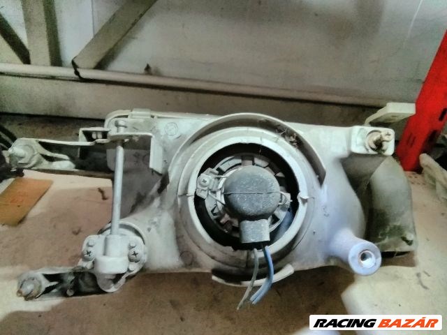 Suzuki Swift II Fényszóró Jobb "036867" 3. kép