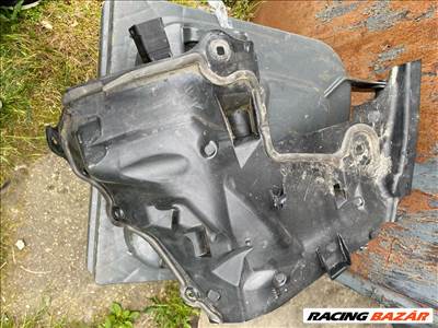 Mercedes W205 CDI motor bal oldalsó burkolat 2016  a2056202700