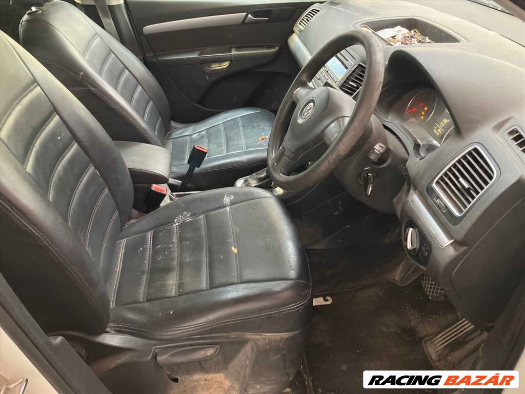 Volkswagen Sharan II bontott alkatrészei 6. kép