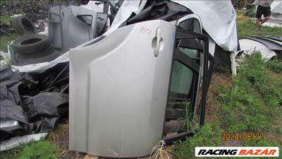 Toyota Corolla Verso 2005 jobb hátsó ajtó kompletten (1391) 