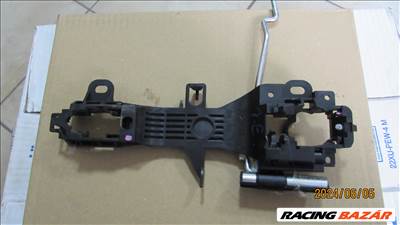 Toyota Auris 2015 jobb első kilincsfészek