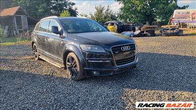 Audi Q7 (4L) bontott alkatrészei