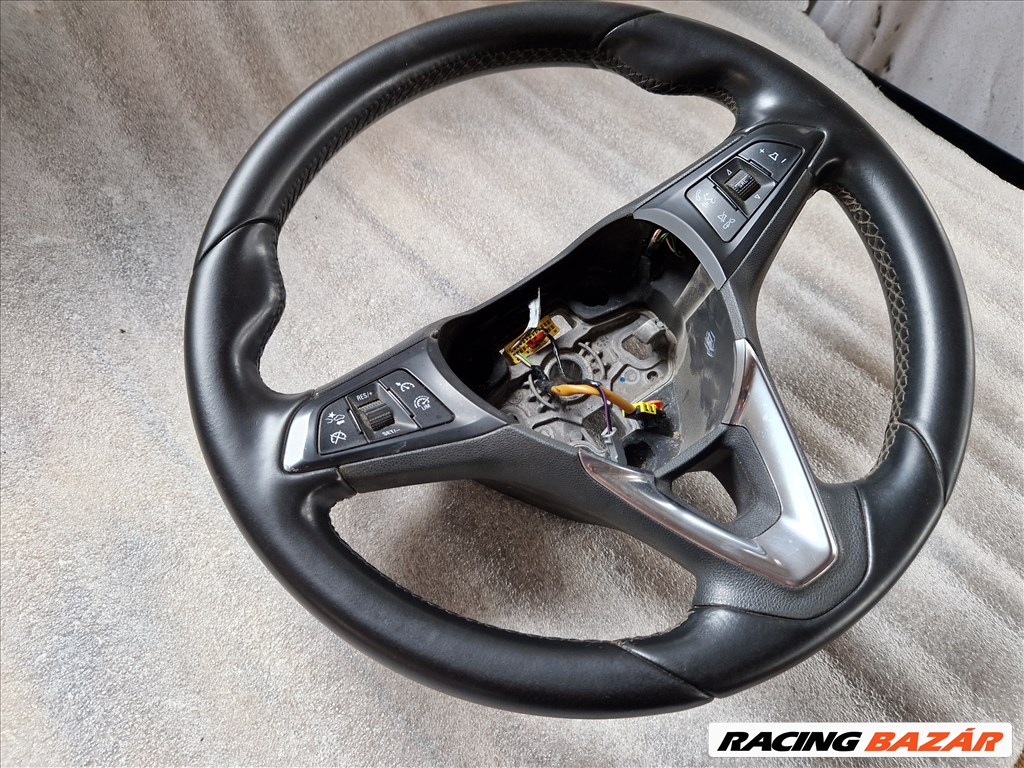 Opel Astra K multikormány  1. kép