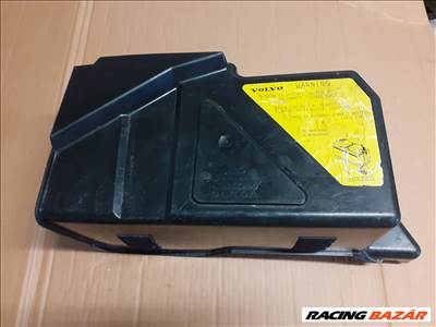 Volvo S60 akkumlátor lefogató és burkolat eladó!