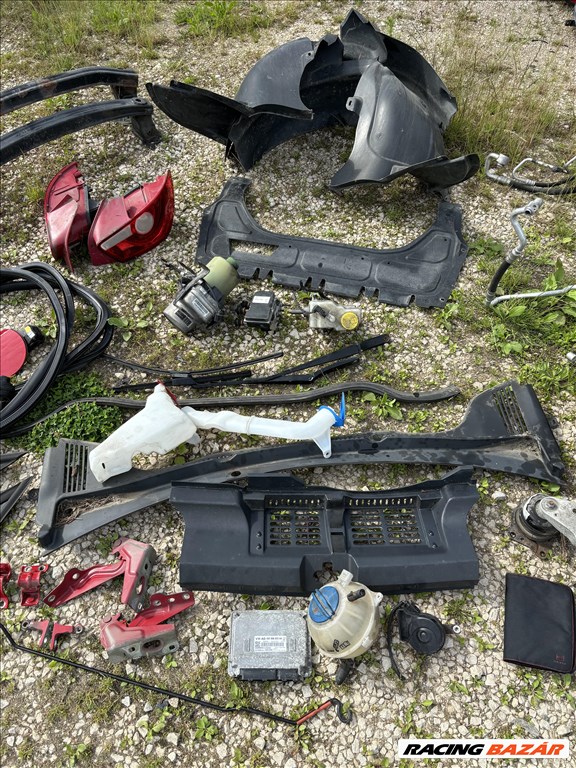 Seat Ibiza IV bontott alkatrészei 14. kép