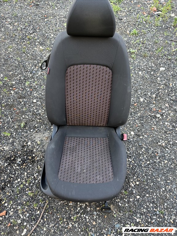 Seat Ibiza IV bontott alkatrészei 24. kép