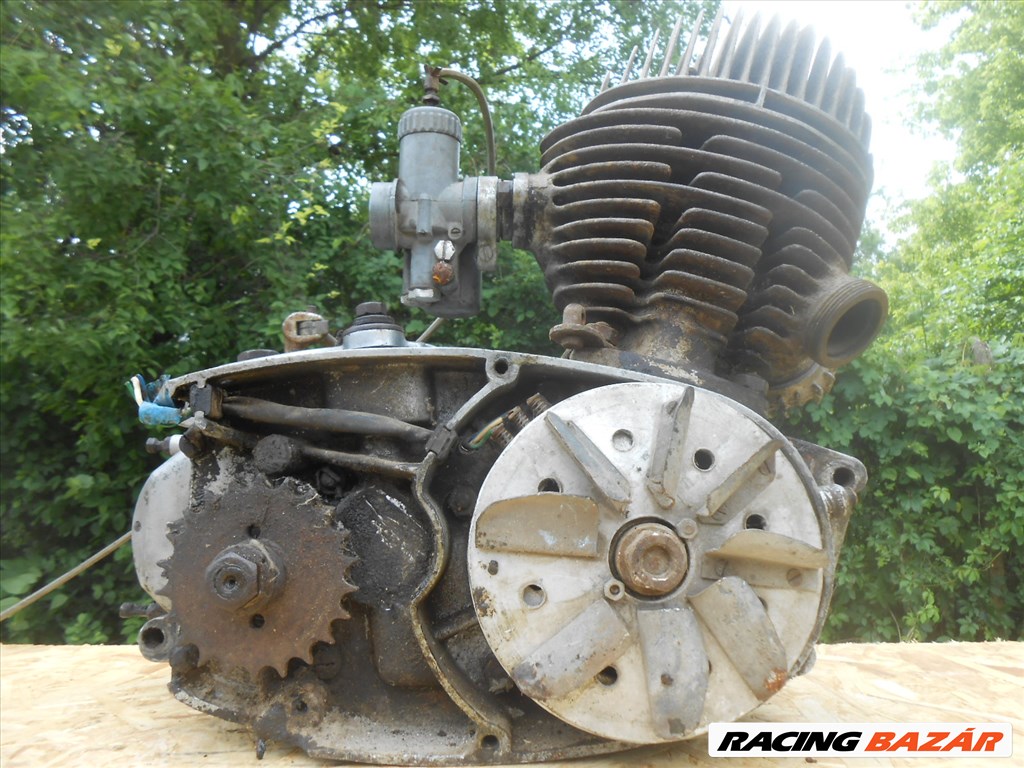 PANNONIA TLF 1958-AS KORAI MODELLÉHEZ:JÓ KOMPRESSZIÓJÚ MOTORBLOKK 17. kép