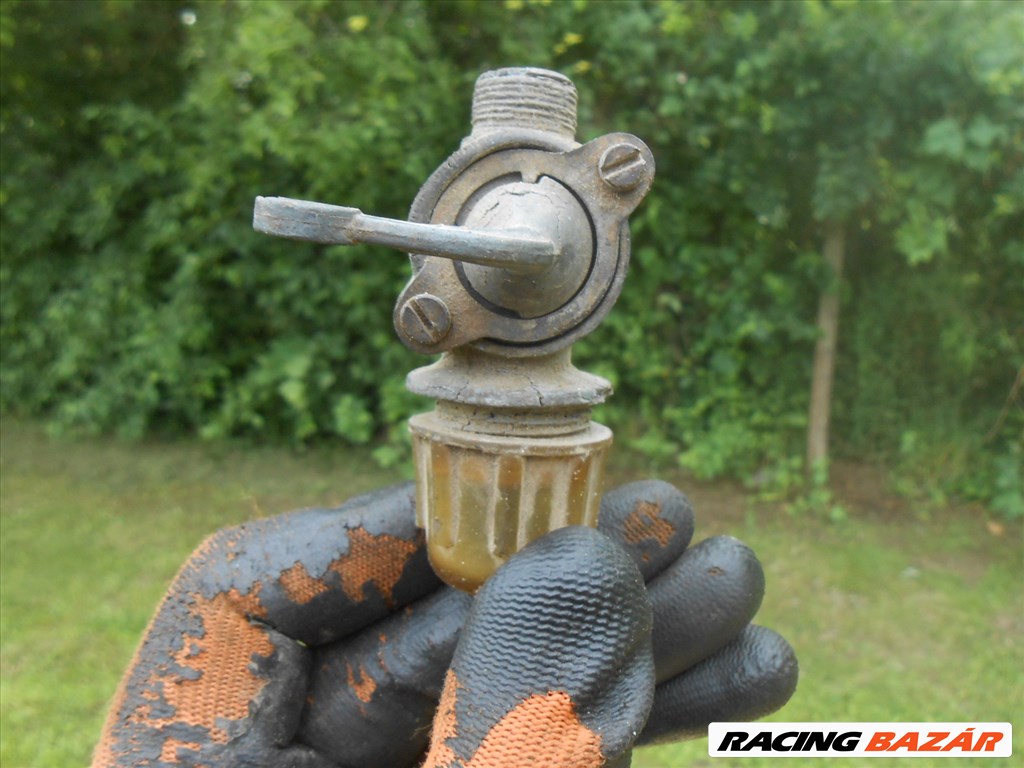 PANNONIA TLF 1958-AS KORAI MODELLÉHEZ:JÓ KOMPRESSZIÓJÚ MOTORBLOKK 37. kép