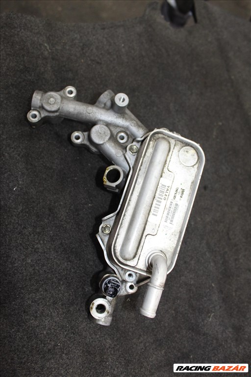 Toyota RAV4 III 2006-2013 olajhűtő 988967T 1. kép