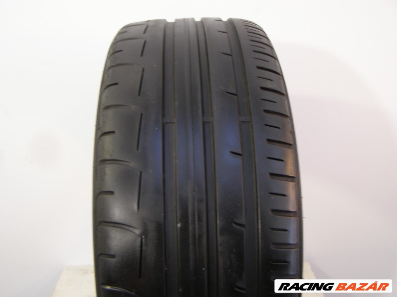 Dunlop Sport Maxx 245/45 R18  1. kép