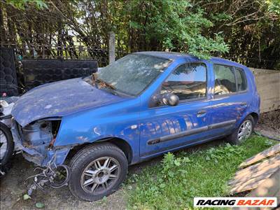 Renault Clio III bontásra egyben eladó
