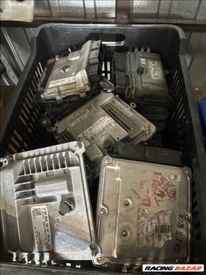 Volkswagen Polo V Motorvezérlő 03e906019m