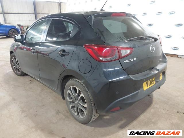 Mazda 2 bontott alkatrészei 3. kép