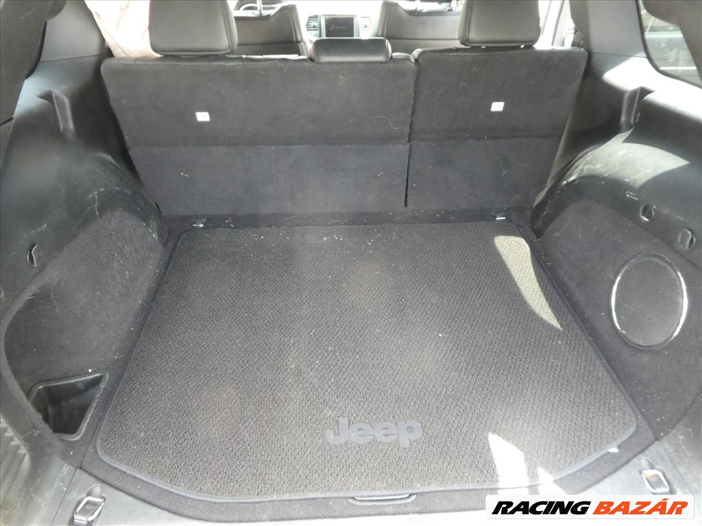 Jeep Grand Cherokee Summit 2015 (WK2) 3,0  bontott alkatrészei 19. kép