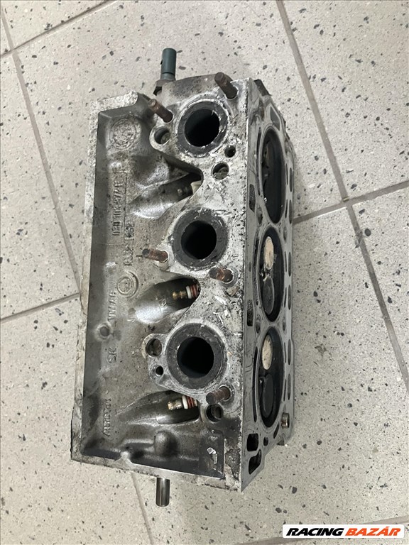 Skoda Fabia I AWY motor alkatrészei  5. kép