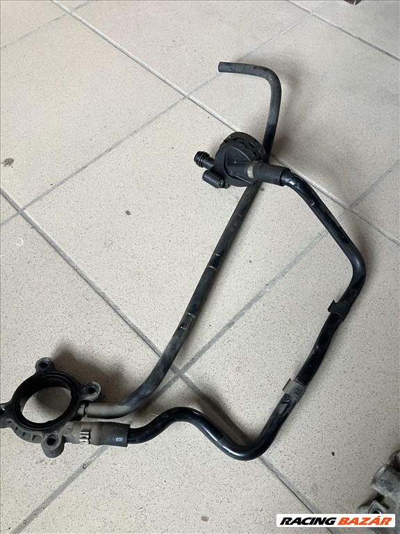 Skoda Fabia I AWY motor alkatrészei  7. kép