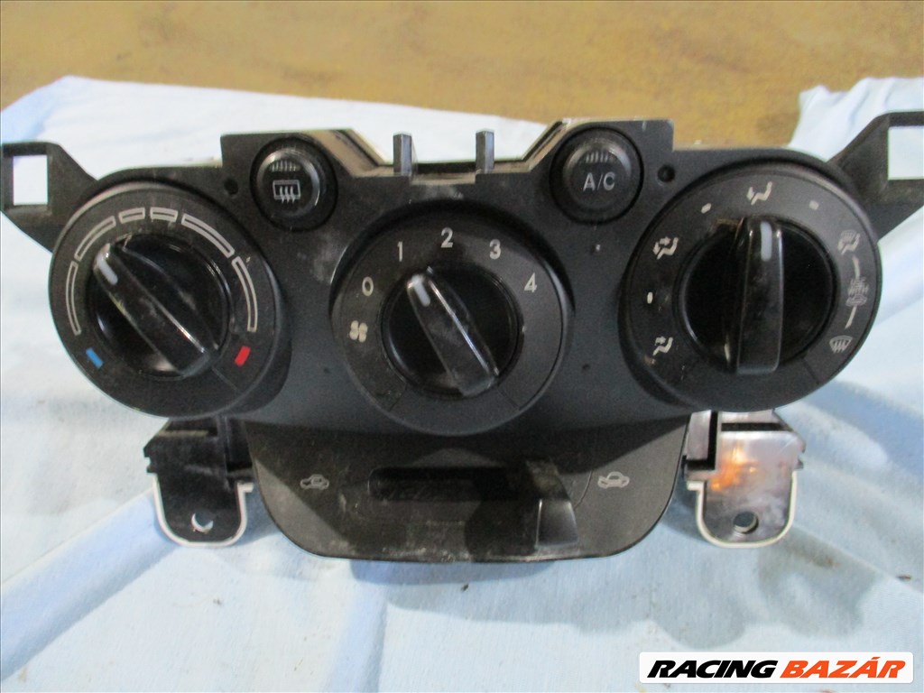Mazda 2 (DY), Mazda 2 (DE) fűtéskapcsoló fűtésvezérlő panel df7361190c 1. kép